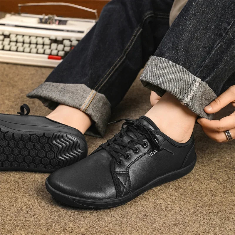 Unisex Wider Shoes Comfortable Men Barefoot Wide-toed Shoes Fashion Big Size Causal Sneakers Outdoor Breathable Men Walking Shoe