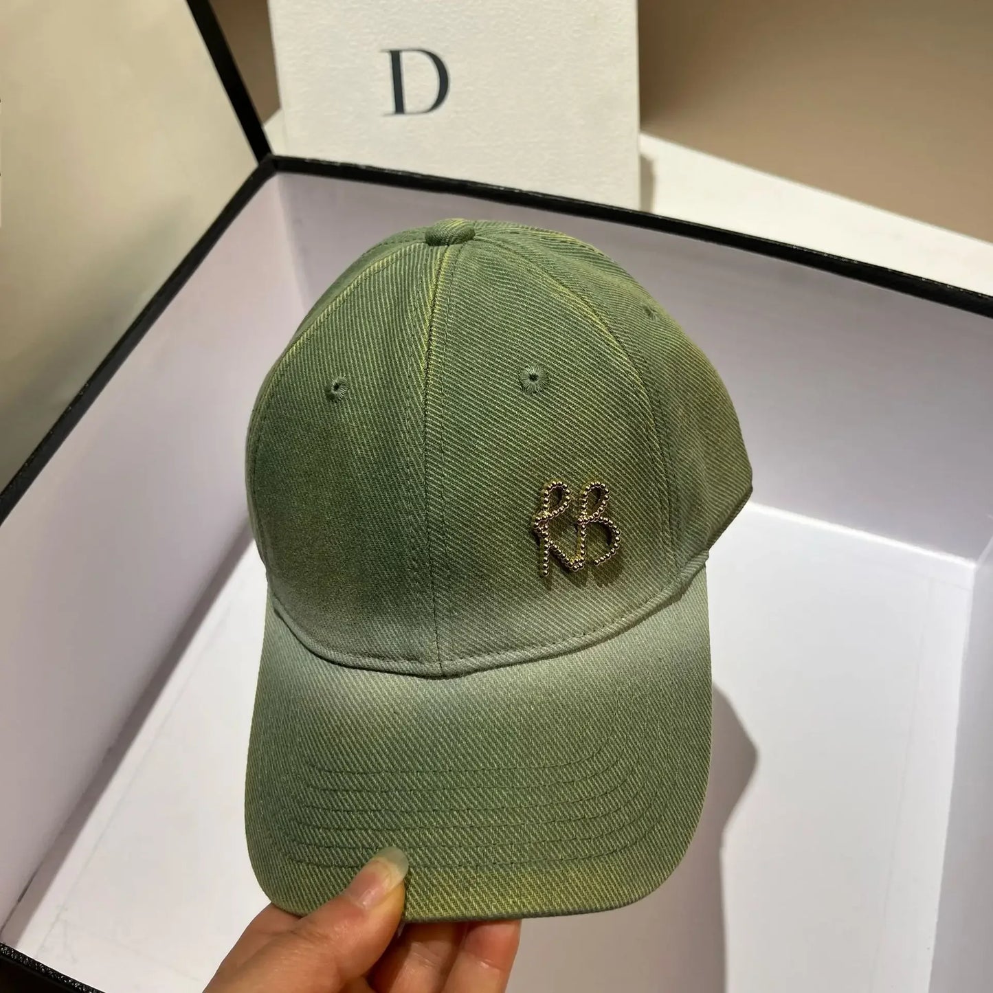 Luxury Designer Metal Letter  Baseball Caps Men Women Fashion Snapback Hip Hop Adjustable Bone Dad Hat Outdoor Visor Sun Hats