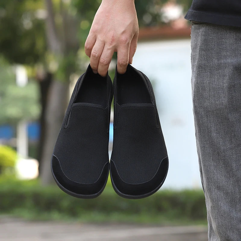 Unisex Wide Barefoot Shoes for Men Outdoor Trail Running Minimalist Men's Shoes Breathable No shoelaces Sneakers for Men